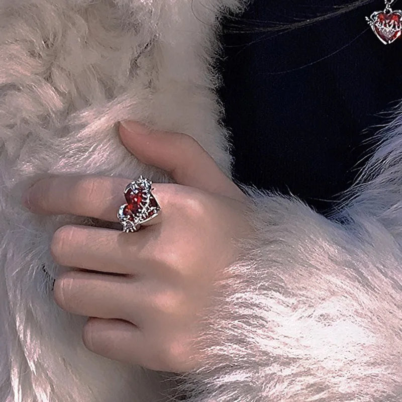 Anillo rojo amor