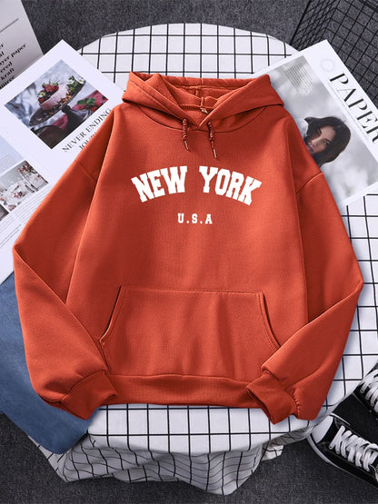 Sudadera con capucha y estampado de la ciudad de Nueva York y EE. UU